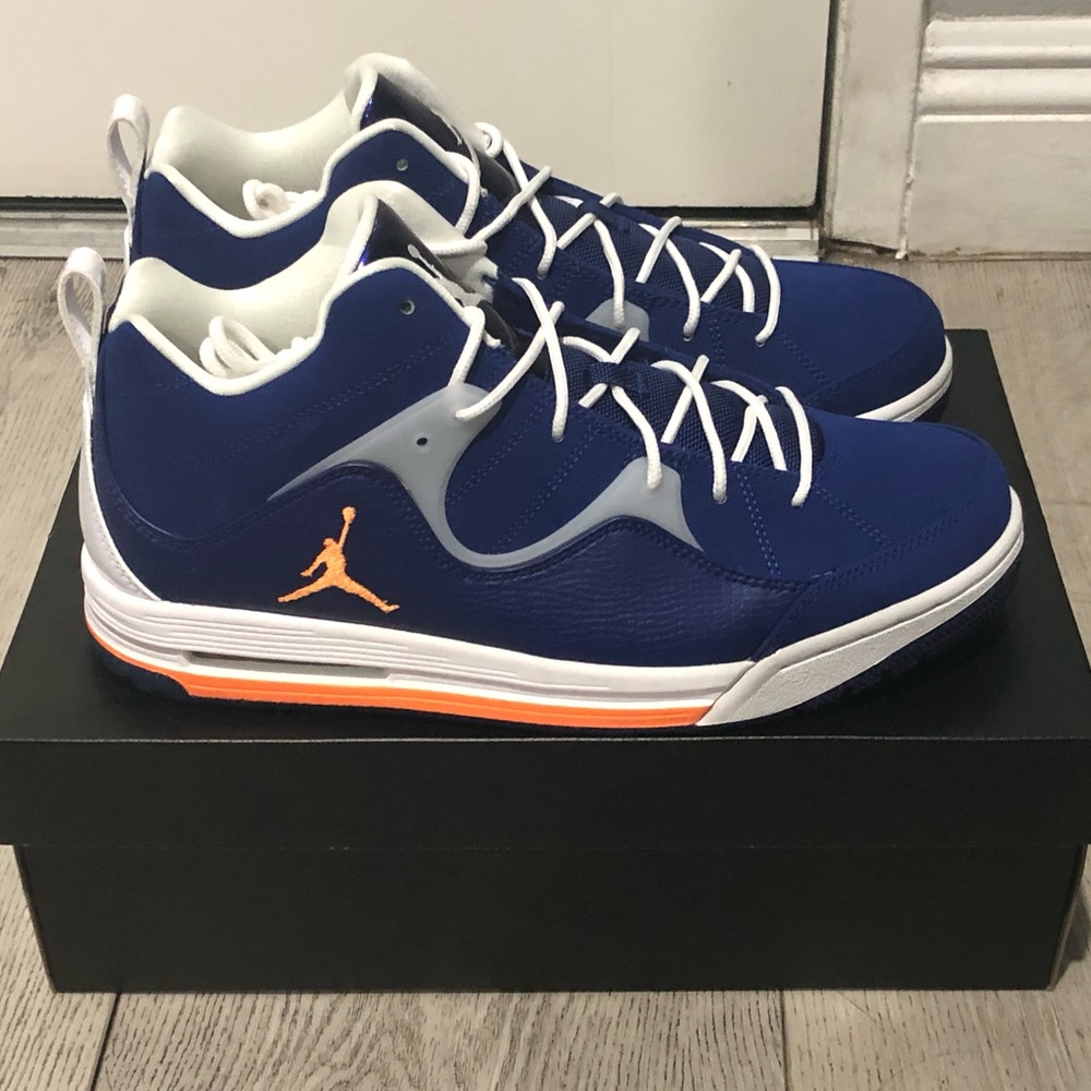 NIB Jordan Flight TR 97 Mid Game Royal Orange Sz 10.5